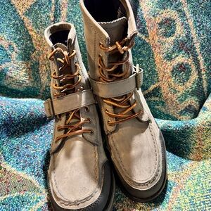 ❄️🥾Snow is coming again & again …POLO RALPH LAUREN SNOW BOOTS~Excl COND - 8 1/2D